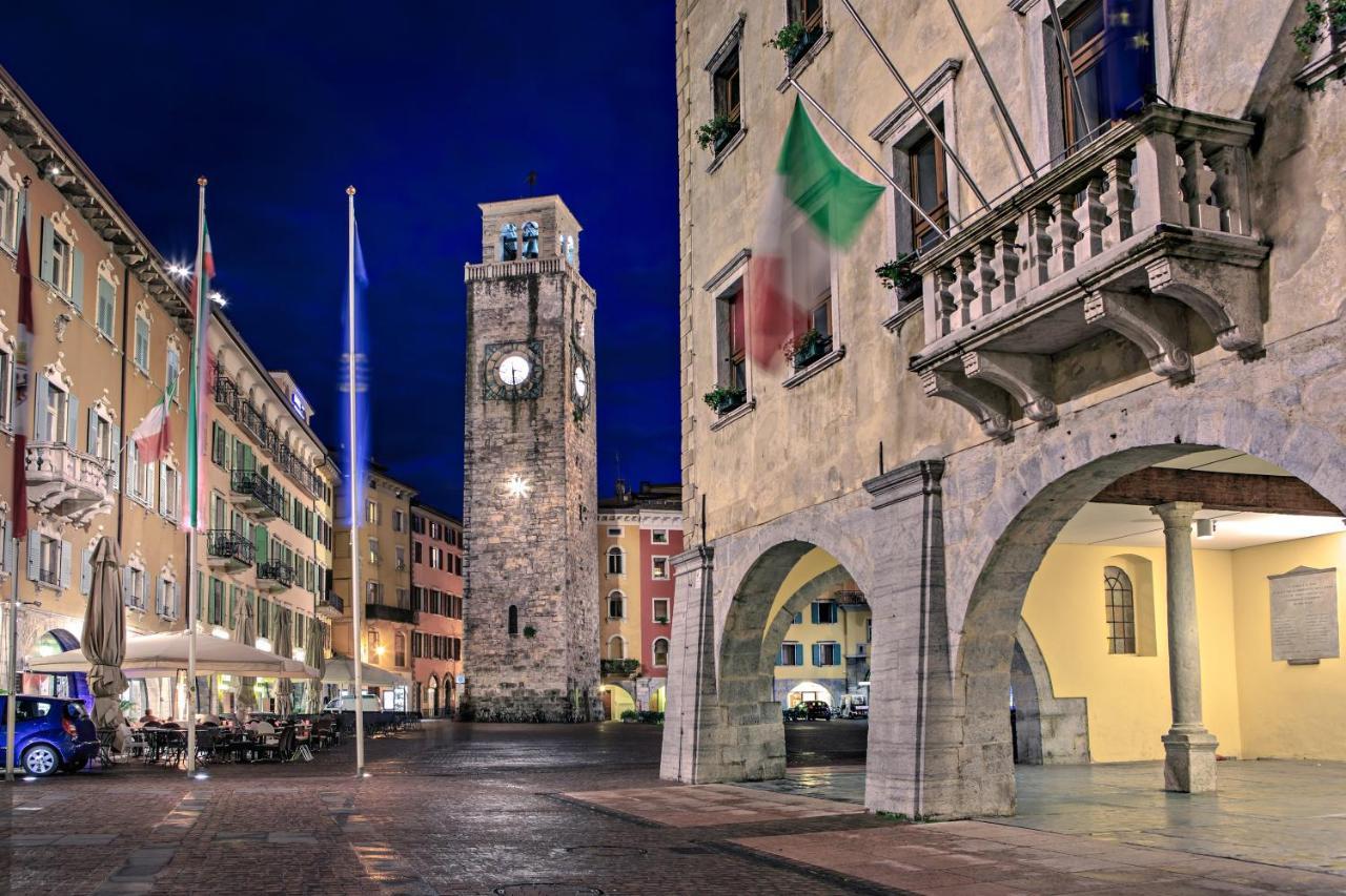 Casa O-Live Leilighet Riva del Garda Eksteriør bilde